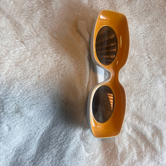 LOEWE Sunglasses main image 4